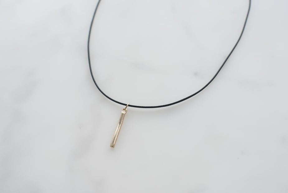 Choker with Gold Pendant - kich-9563